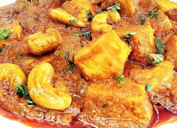 Kaju Paneer Curry
